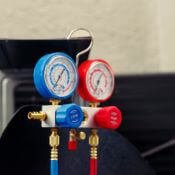 3Gas-Refilling-Leak-Detection